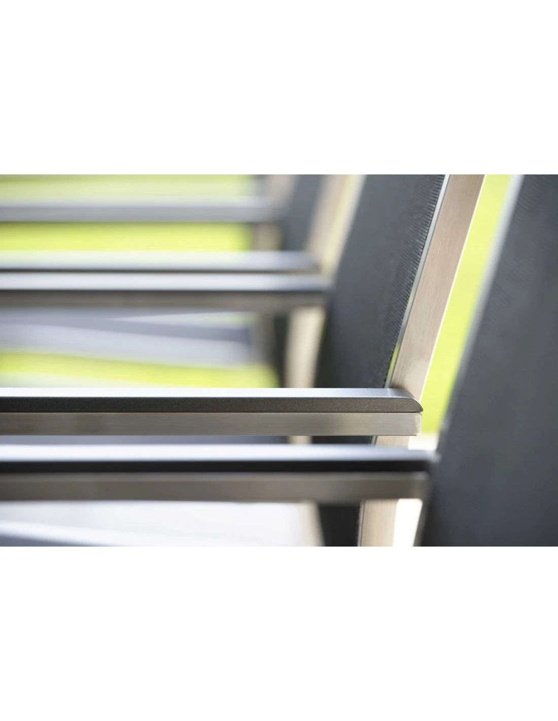 Fauteuil Cardiff Inox Textilène Gris Argent 6 Fauteuil Cardiff Inox Textilène Gris Argent – Image 4