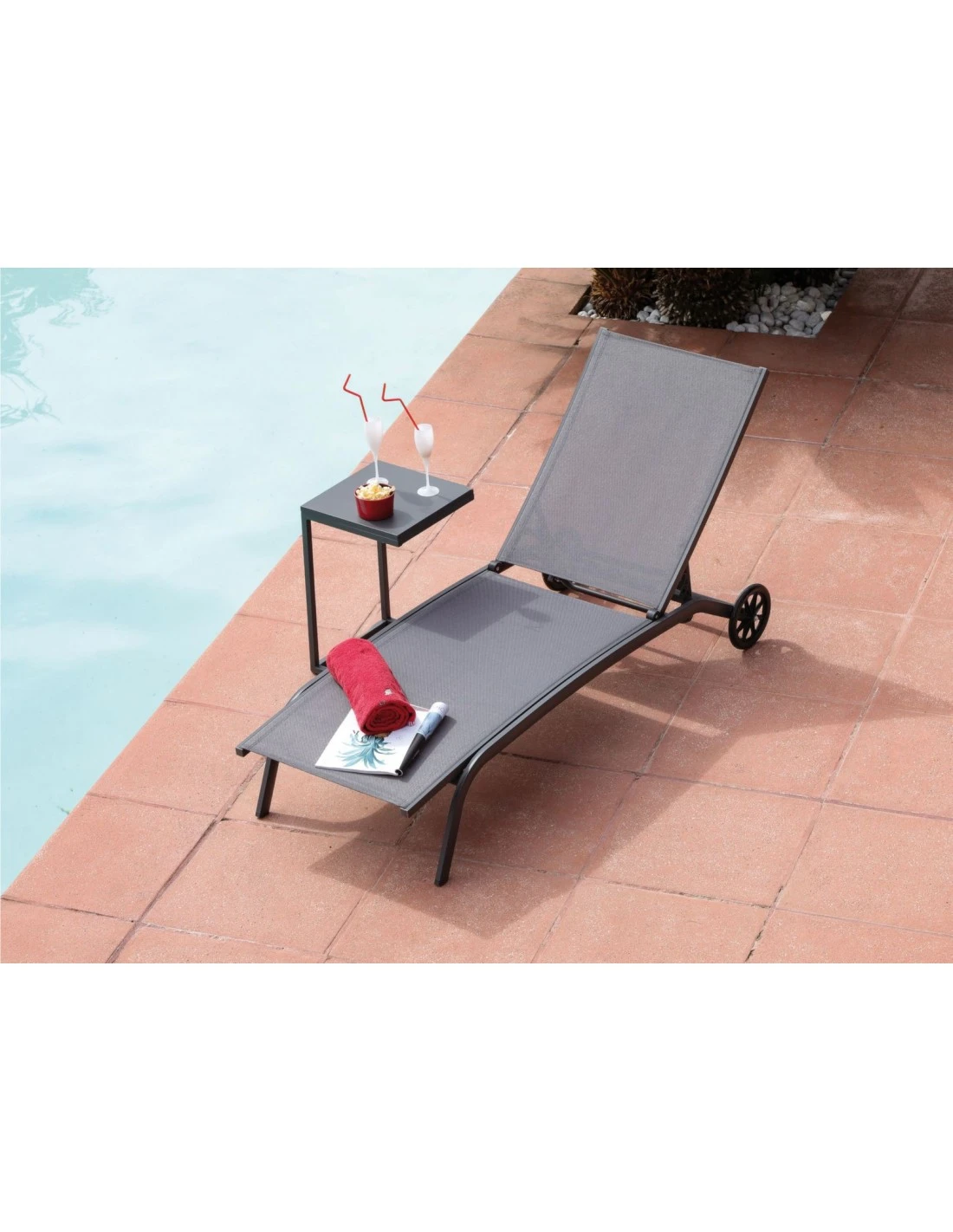 Lit De Soleil Celio En Aluminium Grey - Grey / Gris 5 Lit De Soleil Celio En Aluminium Grey - Grey / Gris – Image 3