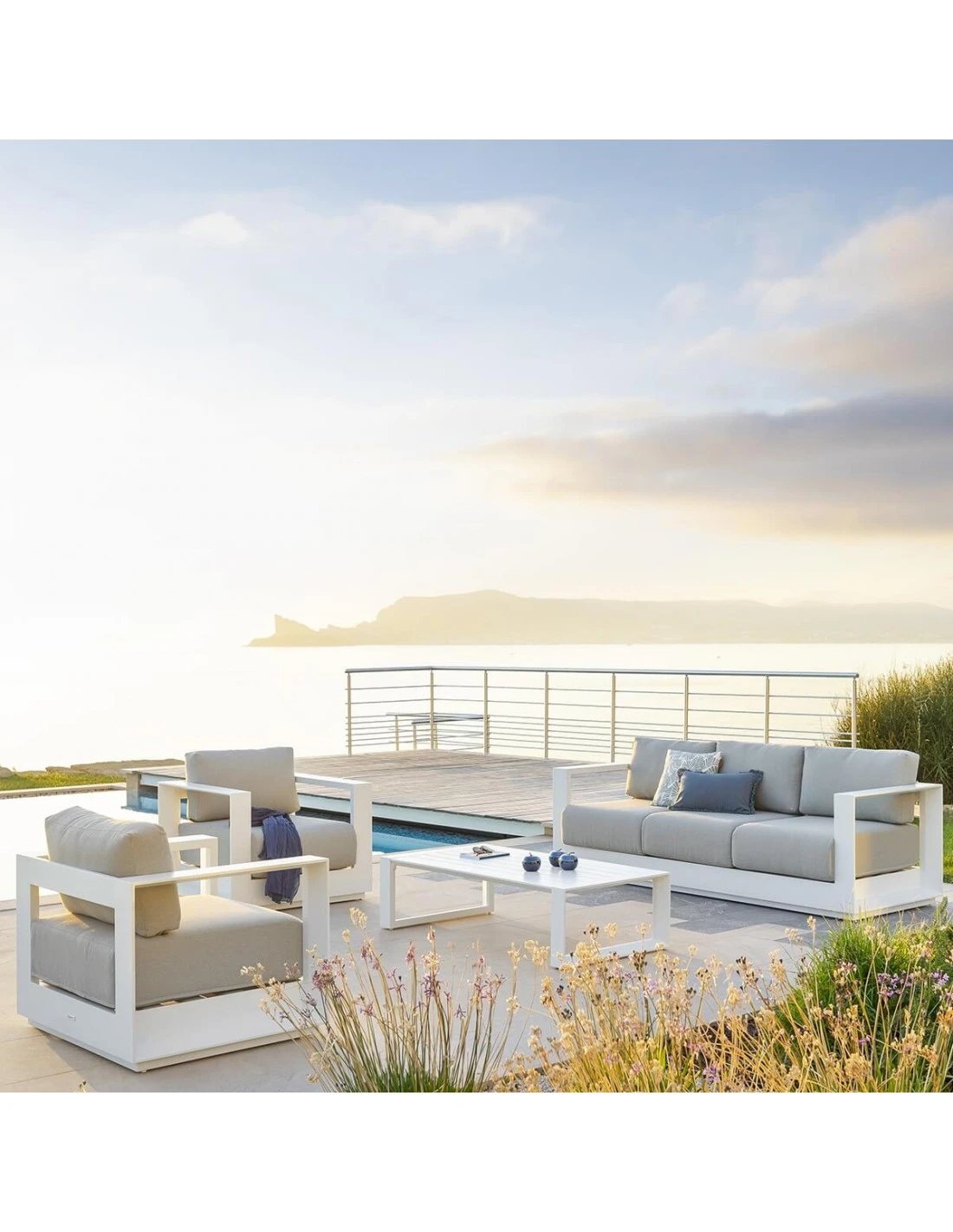 Salon De Jardin Allure 5 Places - Aluminium Graphite - Blanc 3 Salon De Jardin Allure 5 Places - Aluminium Graphite - Blanc