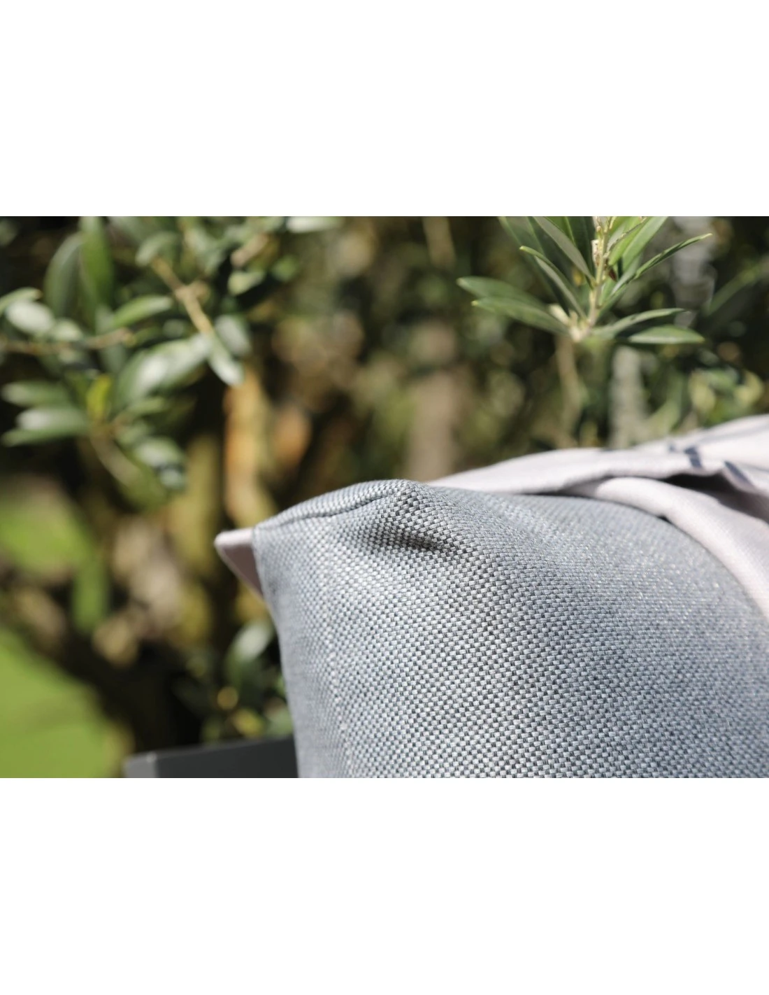 Salon De Jardin Grasse II - 5 Places En Aluminium Grey 6 Salon De Jardin Grasse II - 5 Places En Aluminium Grey – Image 4