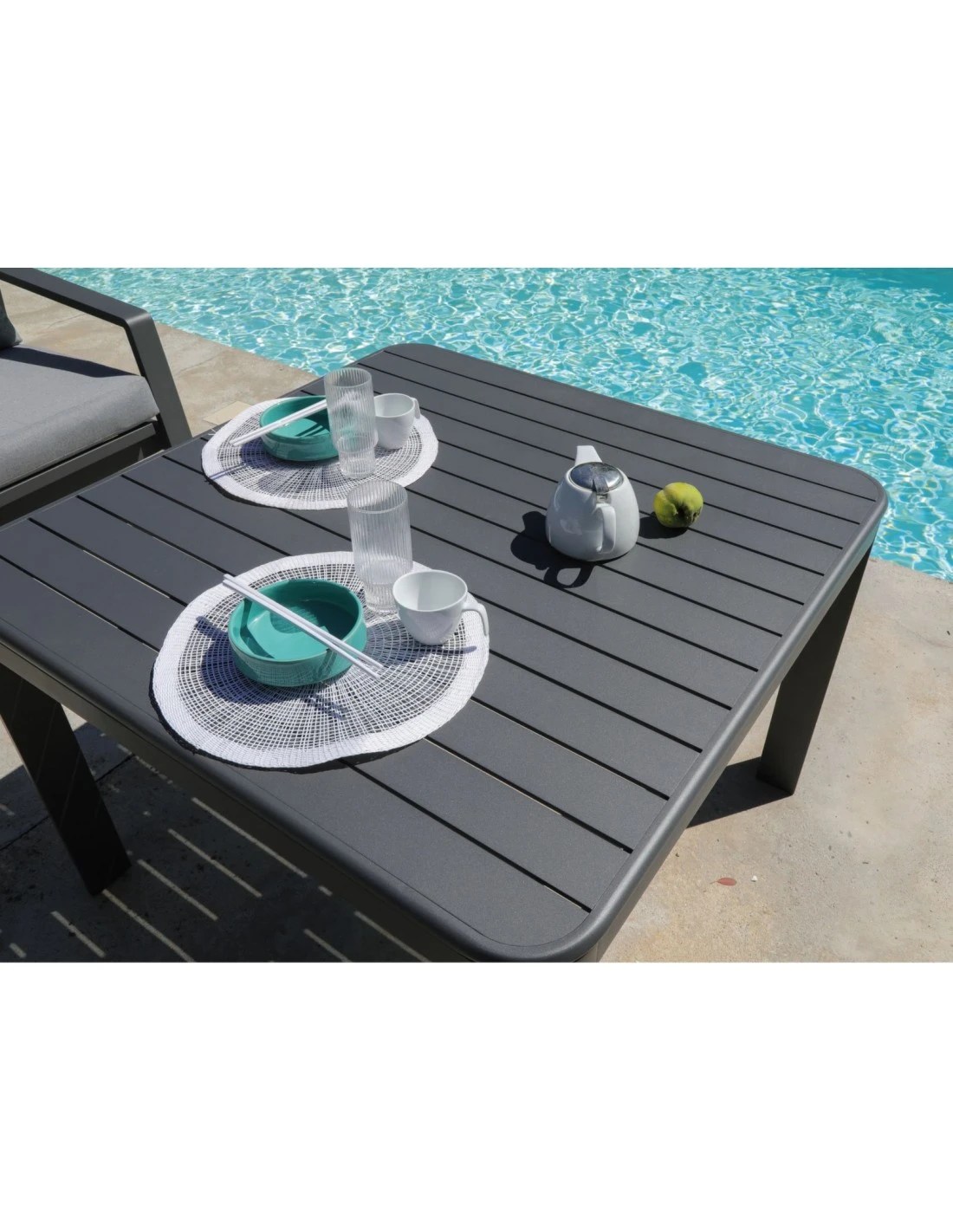 Table Basse Mi-hauteur EOS En Aluminium Grey 100 X 100 Cm 4 Table Basse Mi-hauteur EOS En Aluminium Grey 100 X 100 Cm – Image 2