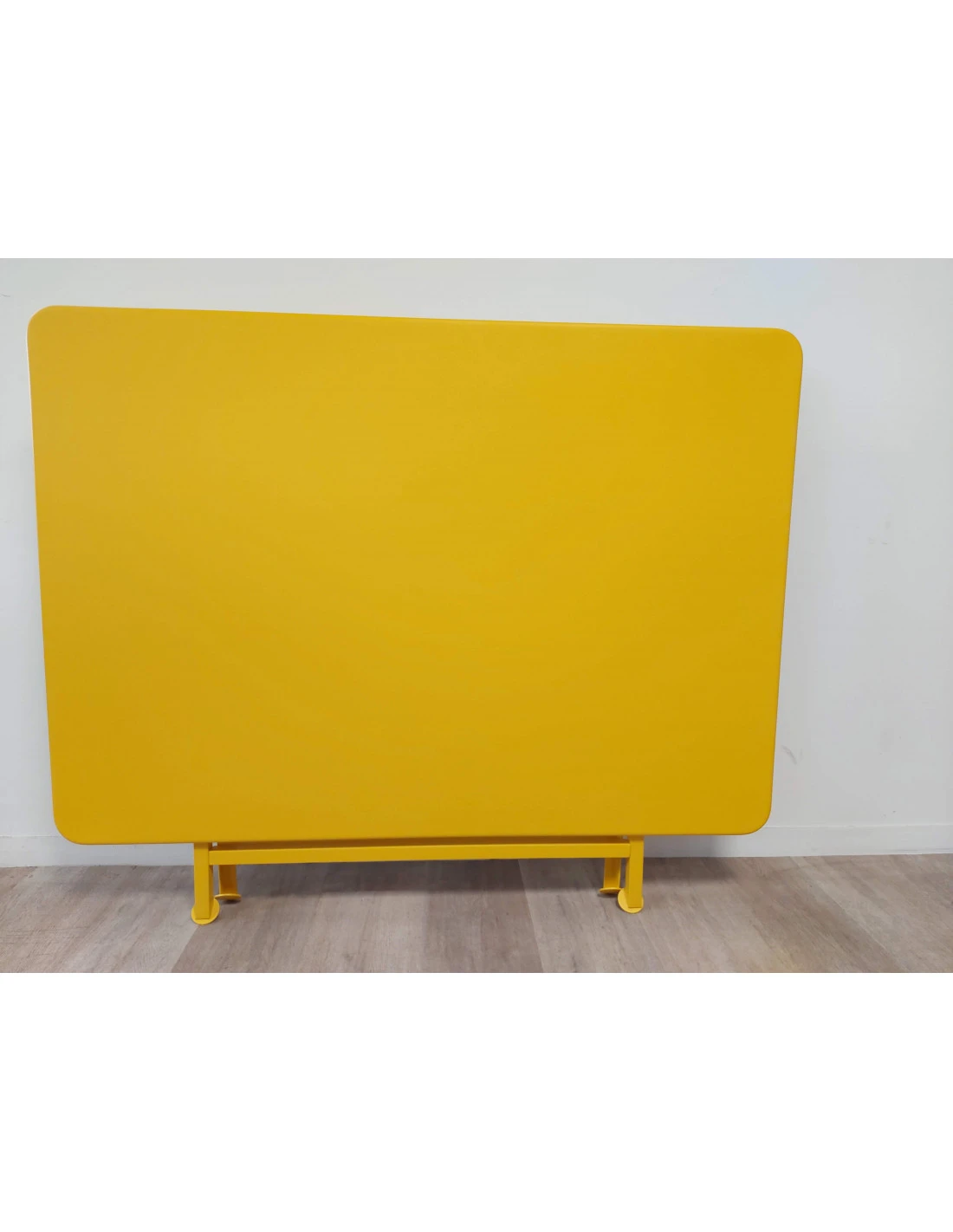 Table De Jardin Cargo 128x90 Cm En Métal Rectangle Pliante - Miel 4 Table De Jardin Cargo 128x90 Cm En Métal Rectangle Pliante - Miel – Image 2
