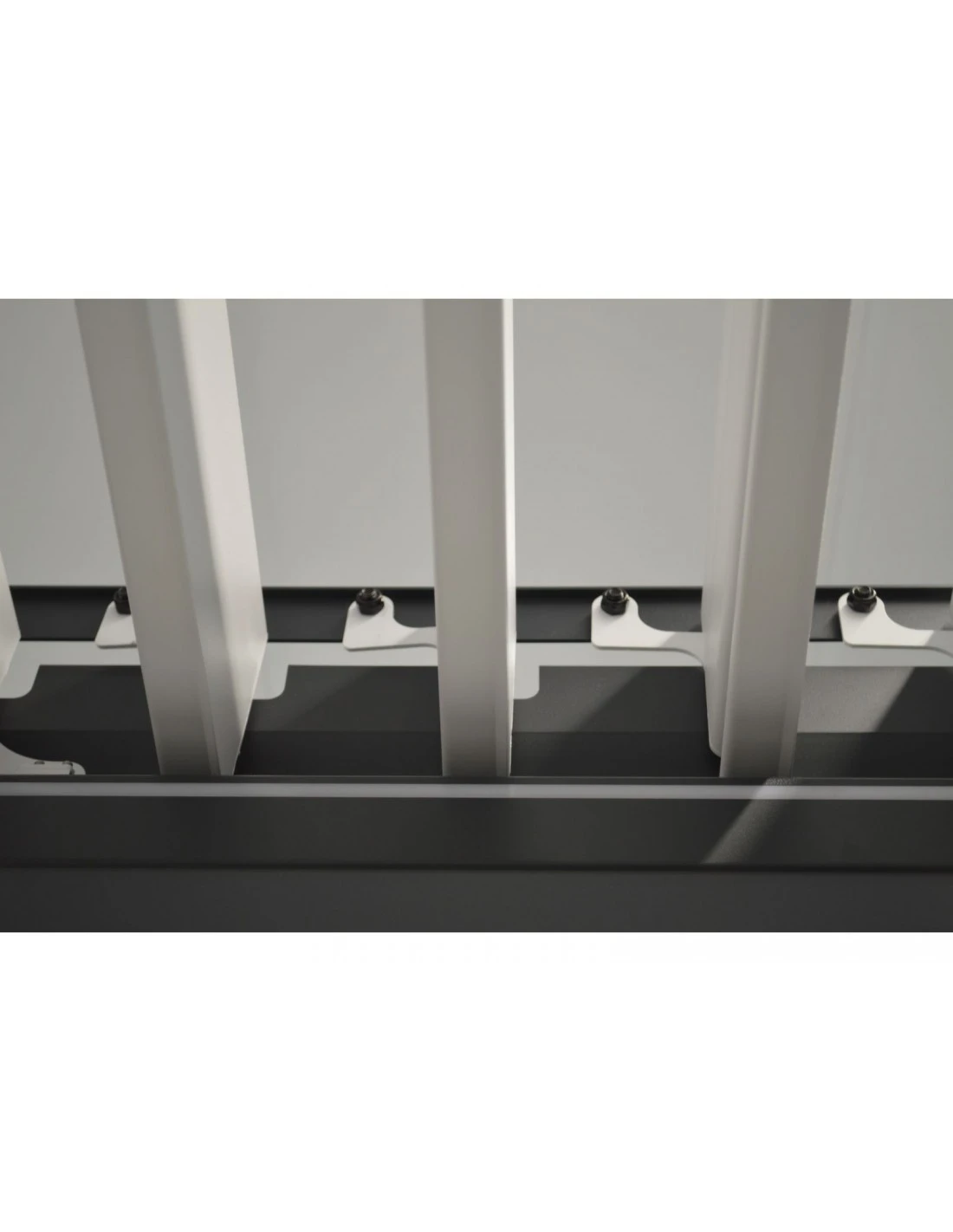 Tonnelle Bioclimatique Zéphir 3x4 M En Aluminium Avec Lames Motorisées - Gris 9 Tonnelle Bioclimatique Zéphir 3x4 M En Aluminium Avec Lames Motorisées - Gris – Image 7