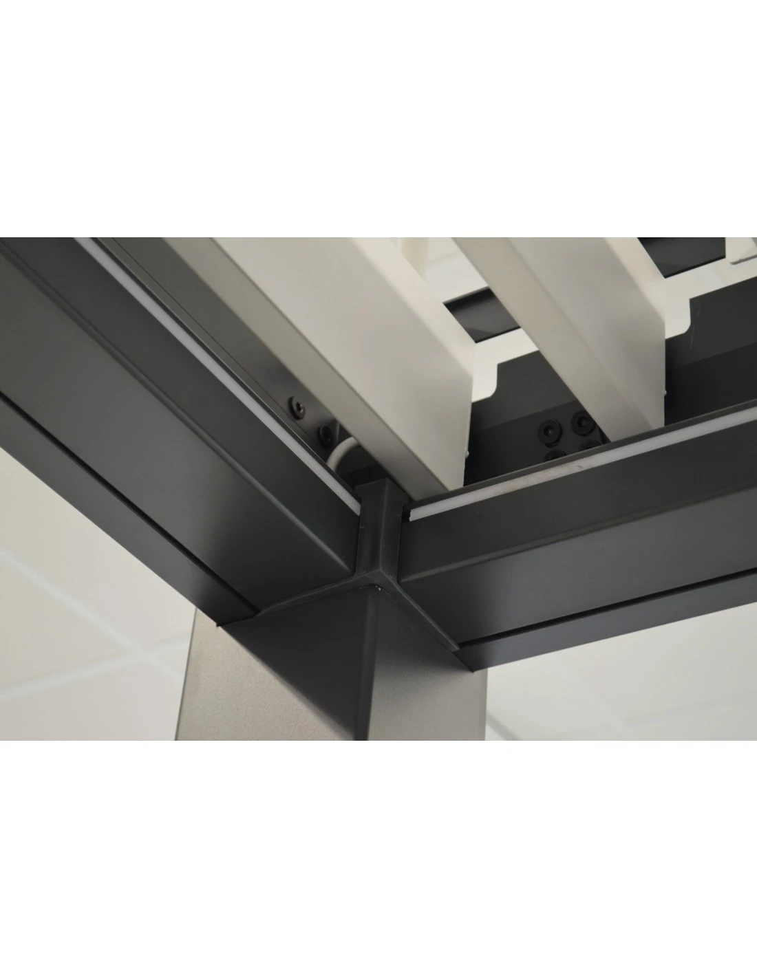 Tonnelle Zéphir Bioclim 6x4 M En Aluminium Avec Lames Orientables 13 Tonnelle Zéphir Bioclim 6x4 M En Aluminium Avec Lames Orientables – Image 11